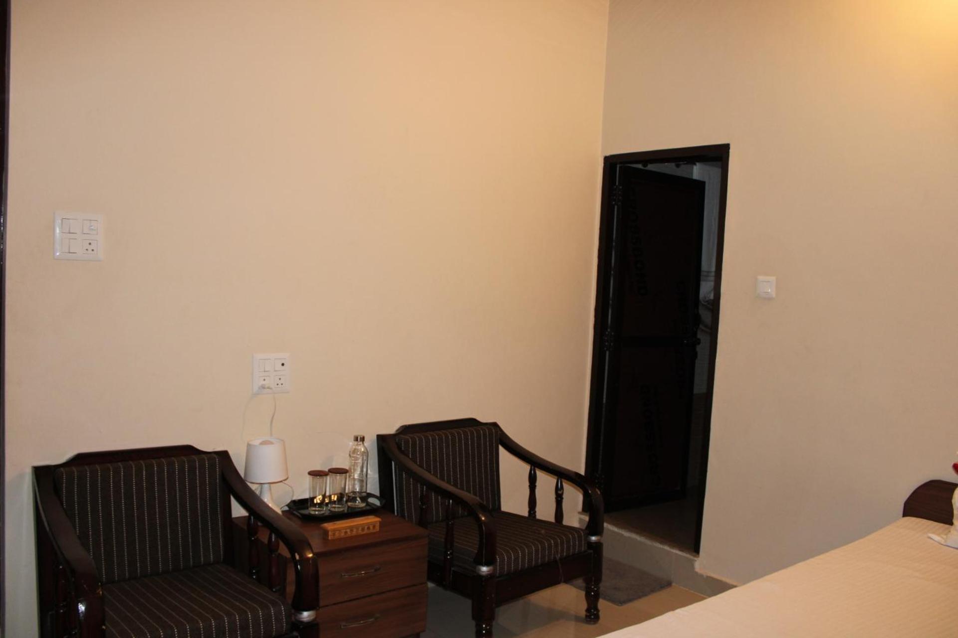 Aditya Homestay Bir-Billing Surrounded By Mountains Bagian luar foto