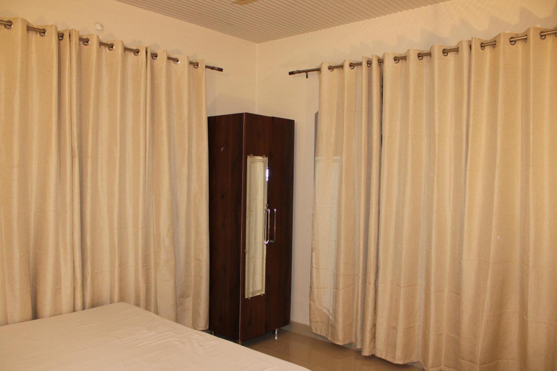 Aditya Homestay Bir-Billing Surrounded By Mountains Bagian luar foto