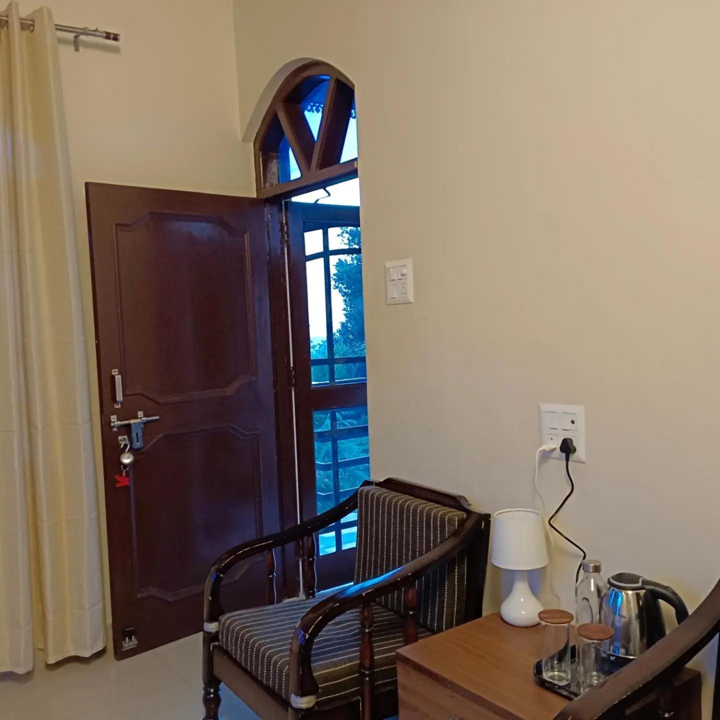 Aditya Homestay Bir-Billing Surrounded By Mountains Bagian luar foto