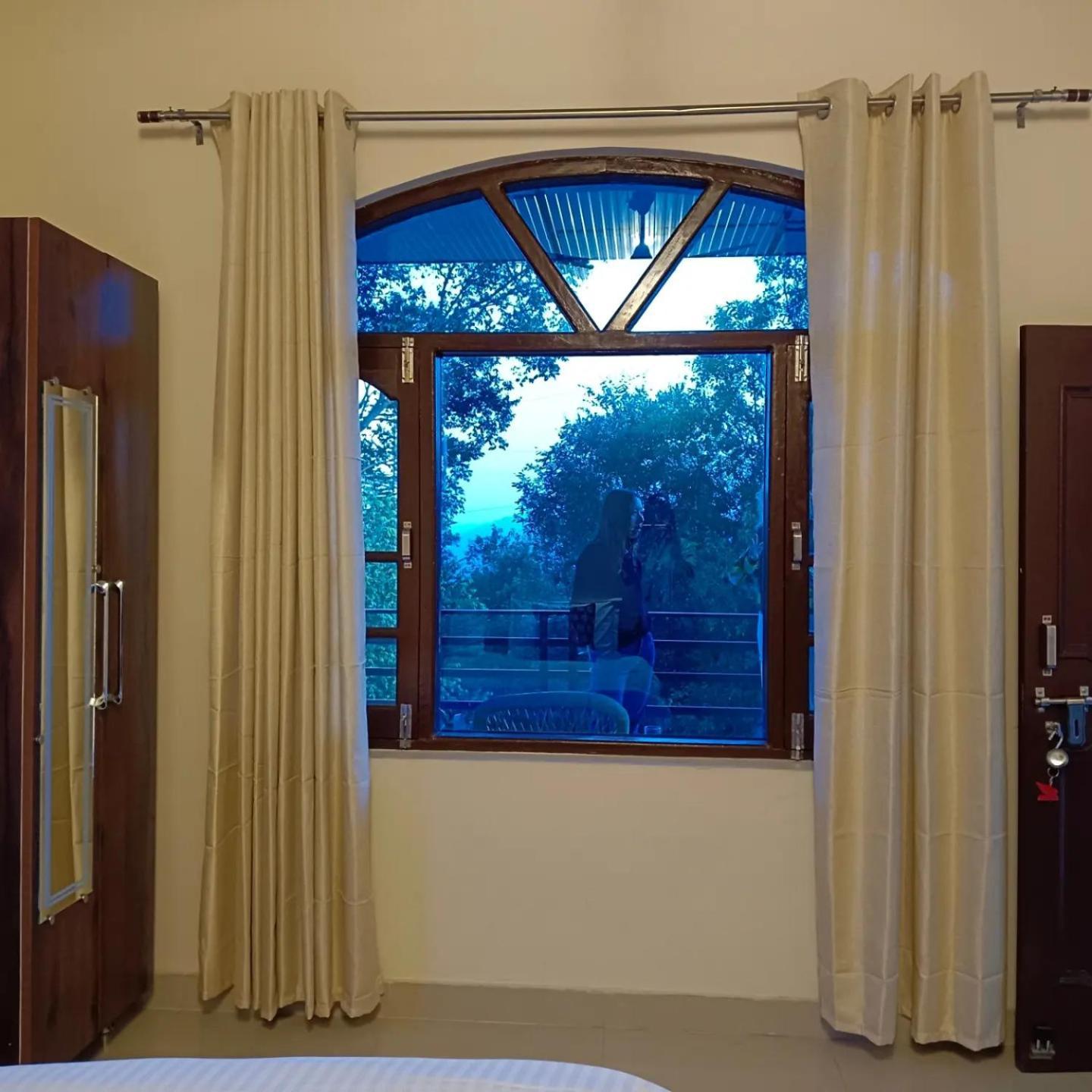 Aditya Homestay Bir-Billing Surrounded By Mountains Bagian luar foto
