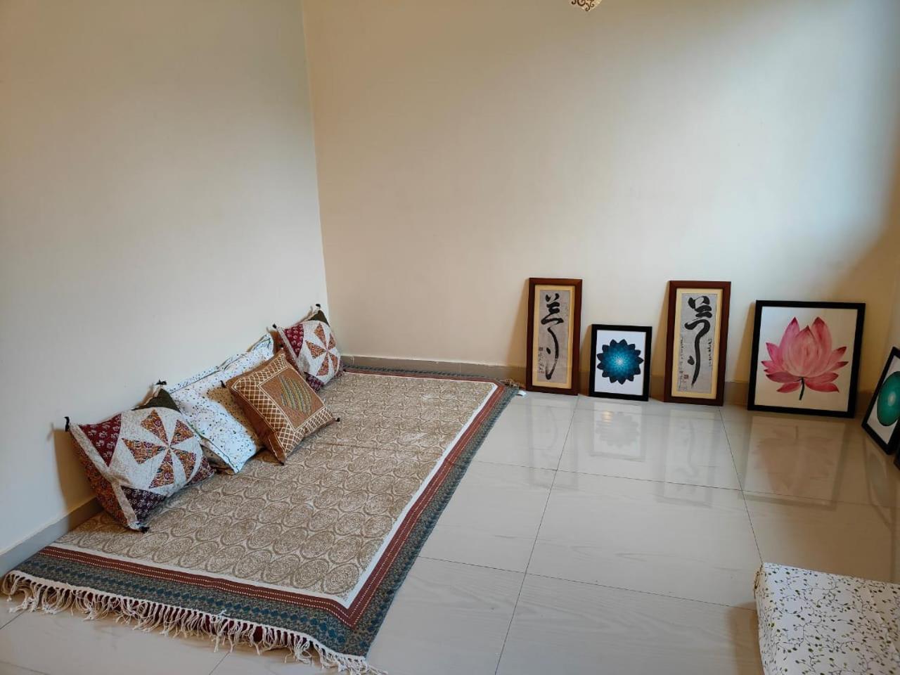 Aditya Homestay Bir-Billing Surrounded By Mountains Bagian luar foto