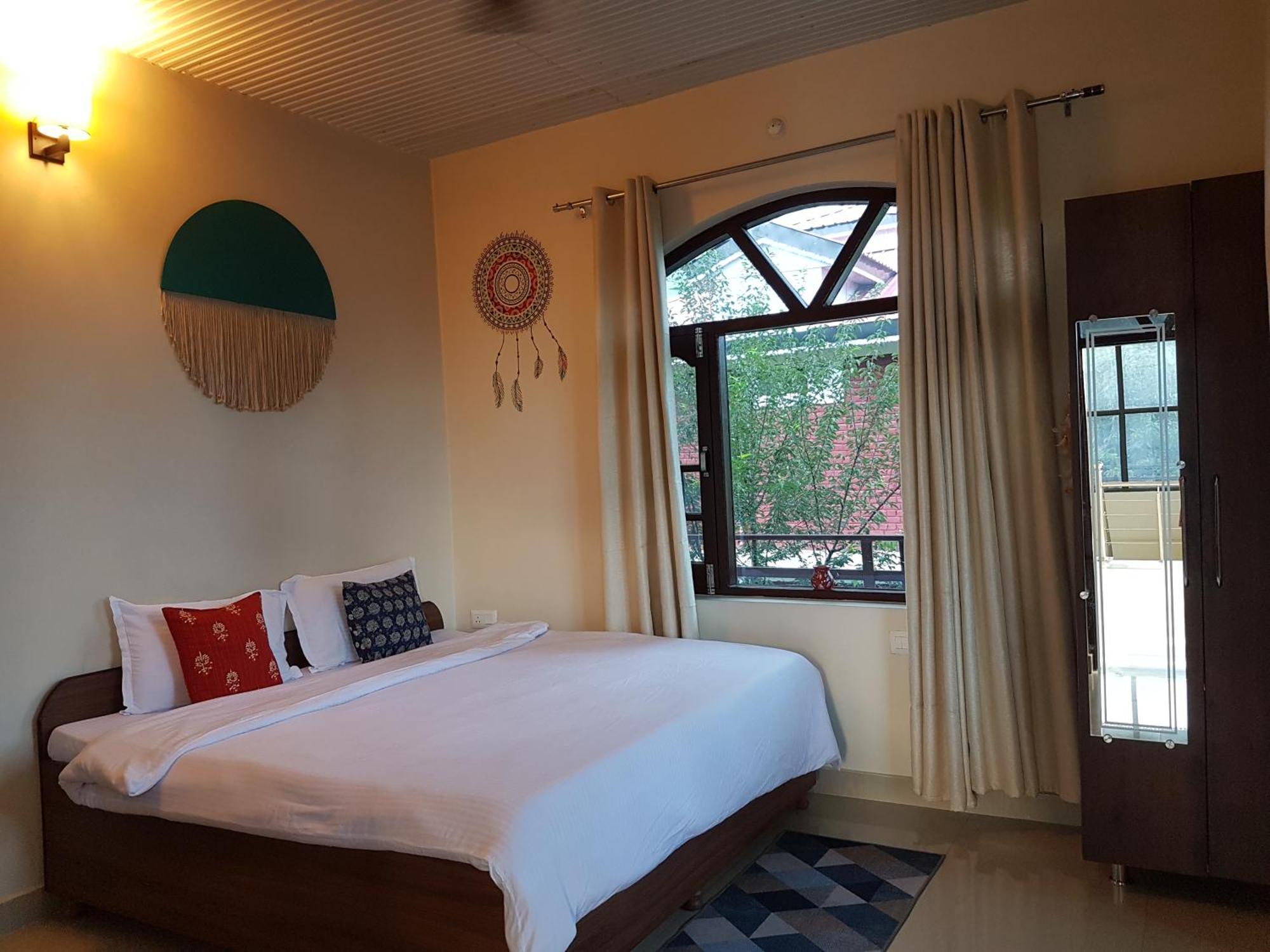 Aditya Homestay Bir-Billing Surrounded By Mountains Bagian luar foto