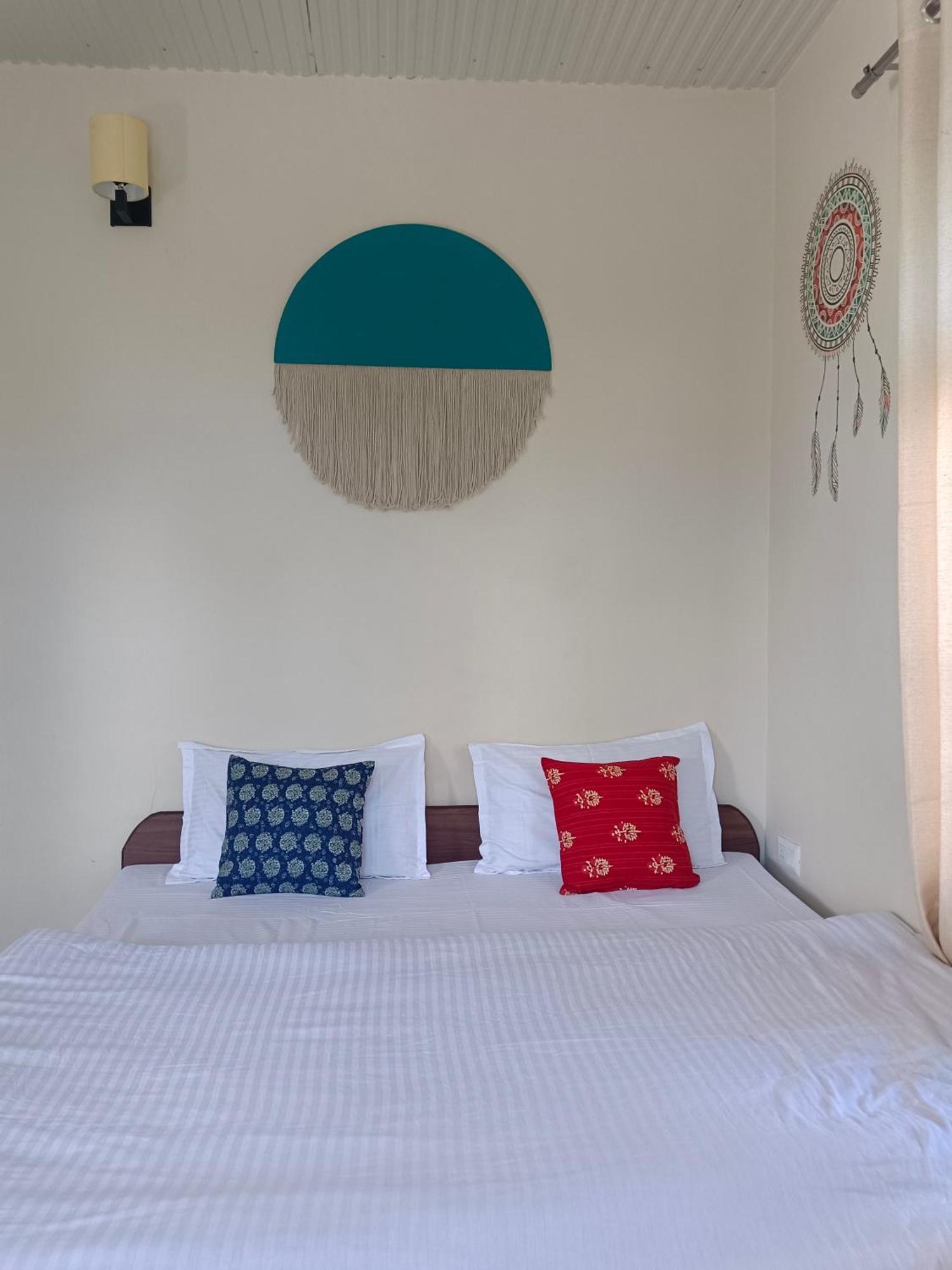 Aditya Homestay Bir-Billing Surrounded By Mountains Bagian luar foto